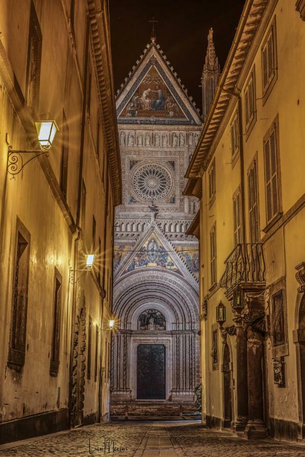 In - Via Dei Dolci * Orvieto